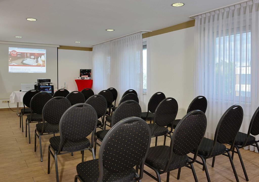 Michel Hotel Frankfurt Airport Rüsselsheim Eksteriør bilde