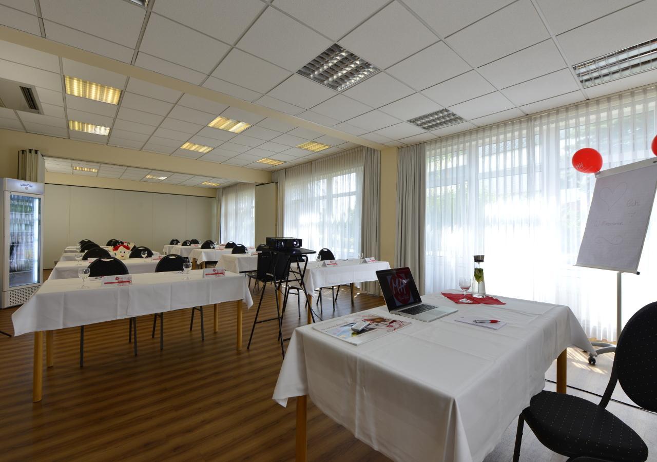Michel Hotel Frankfurt Airport Rüsselsheim Eksteriør bilde