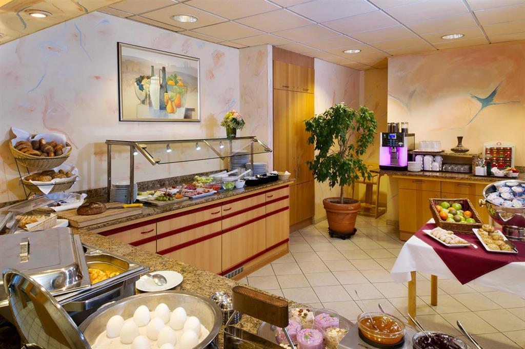 Michel Hotel Frankfurt Airport Rüsselsheim Restaurant bilde