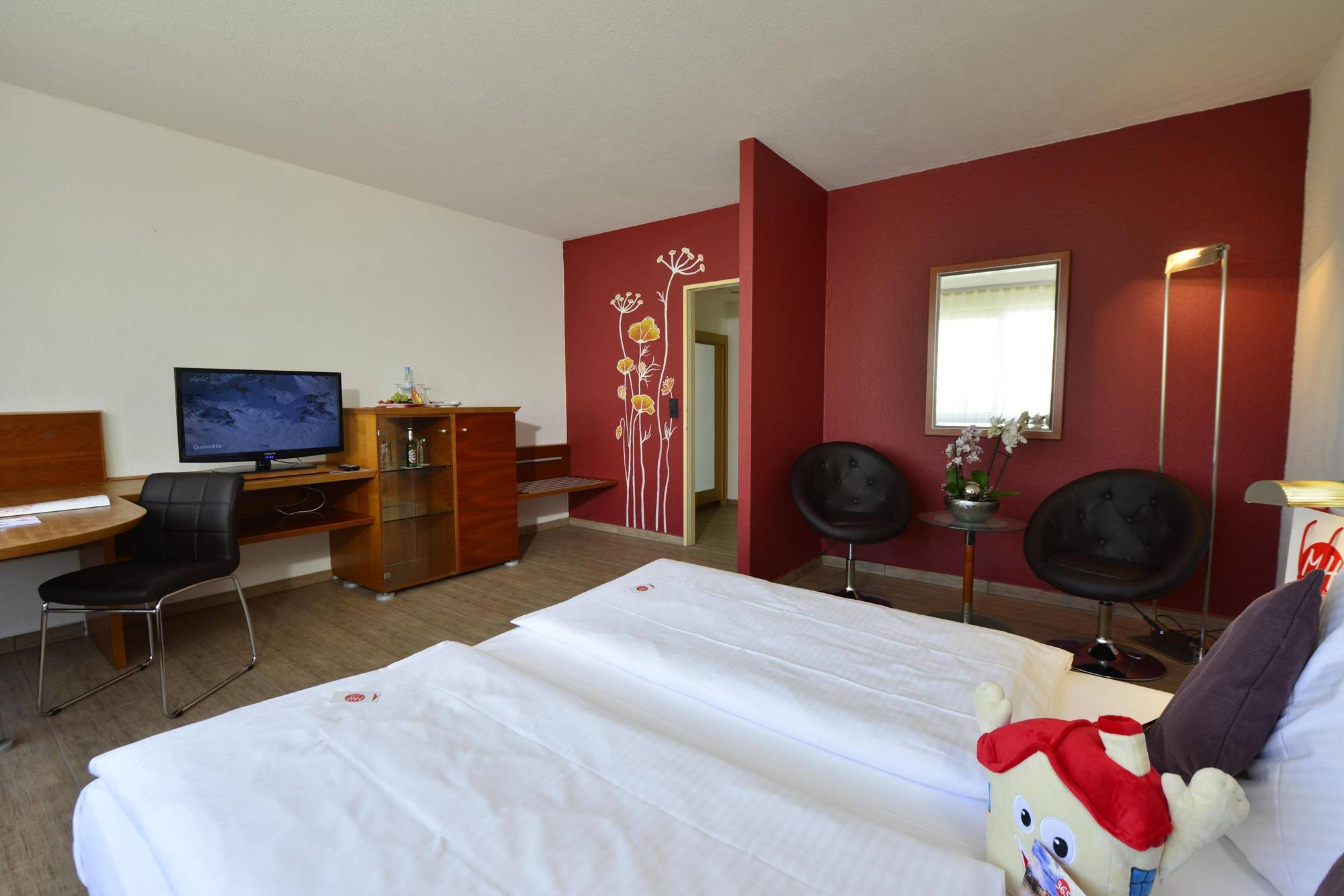 Michel Hotel Frankfurt Airport Rüsselsheim Eksteriør bilde
