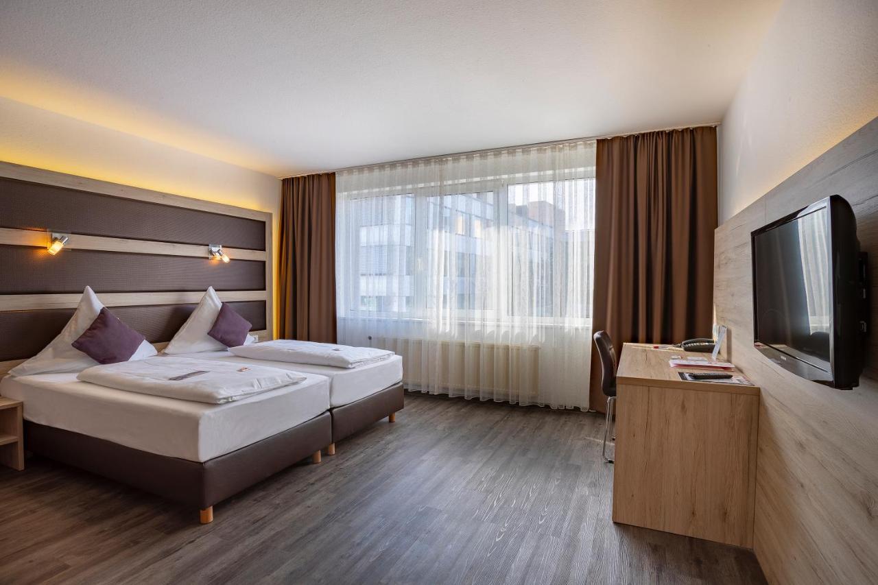 Michel Hotel Frankfurt Airport Rüsselsheim Eksteriør bilde