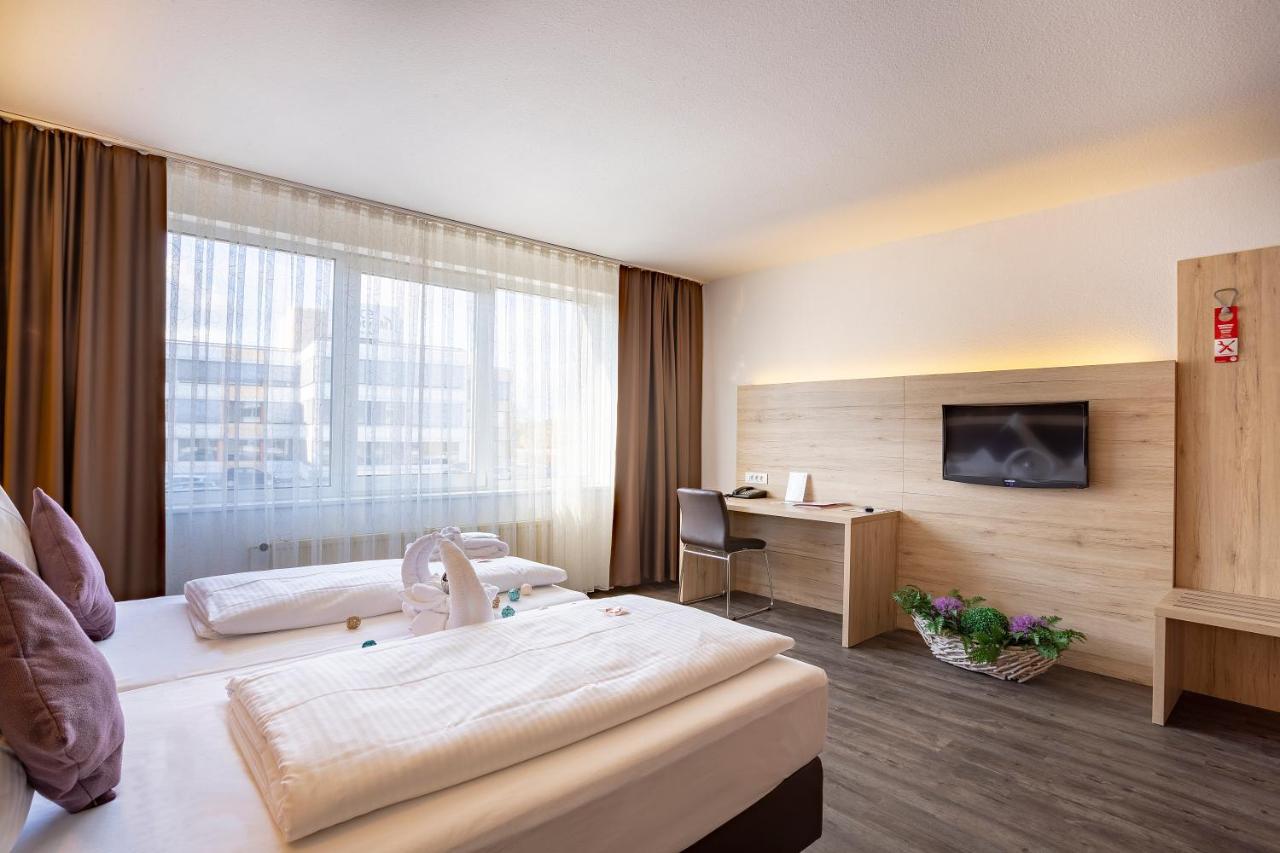Michel Hotel Frankfurt Airport Rüsselsheim Eksteriør bilde
