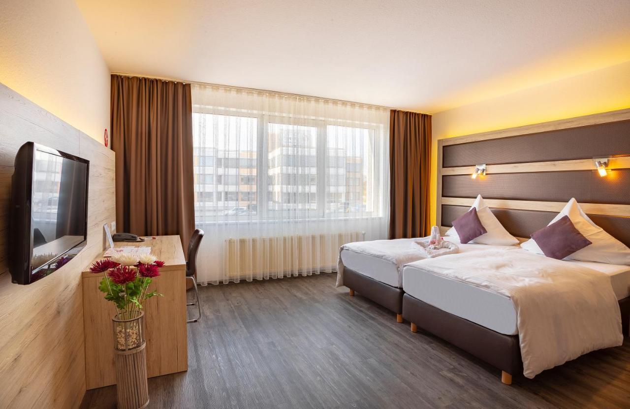 Michel Hotel Frankfurt Airport Rüsselsheim Eksteriør bilde